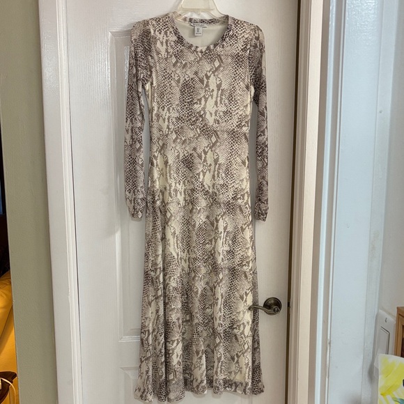 Rachel Zoe Snake Print Long Sleeve Dress - Picture 6 of 6